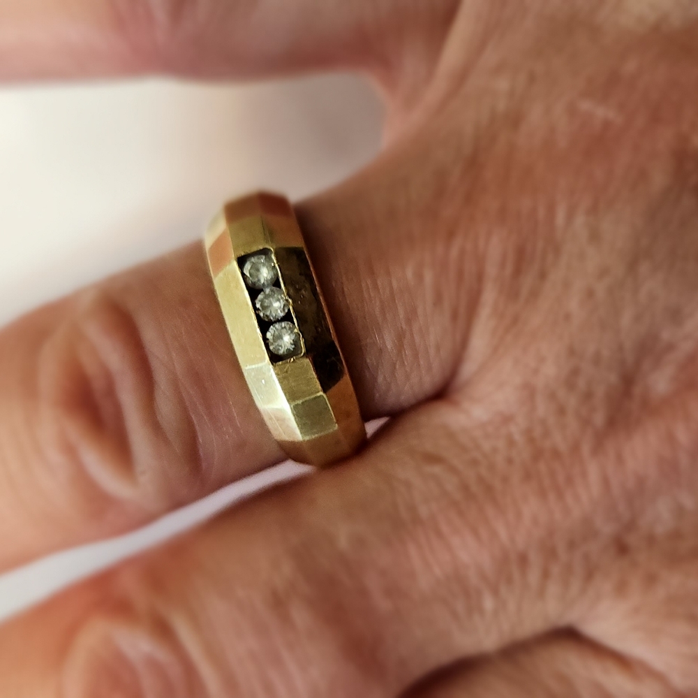 Men's 3 stone diamond wedding band.
